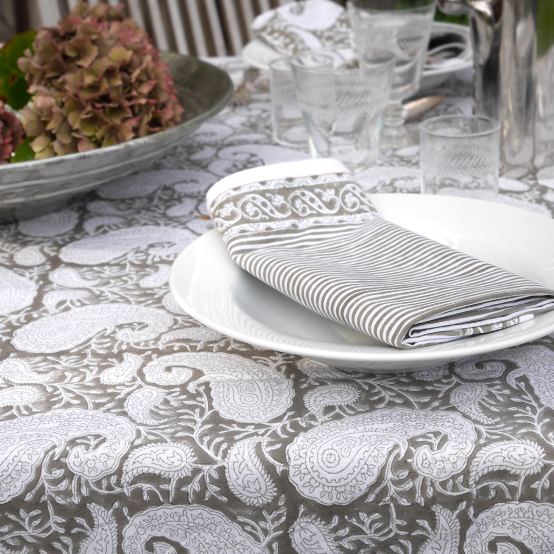 Dark Grey Big Paisley Tablecloth in 2 Sizes