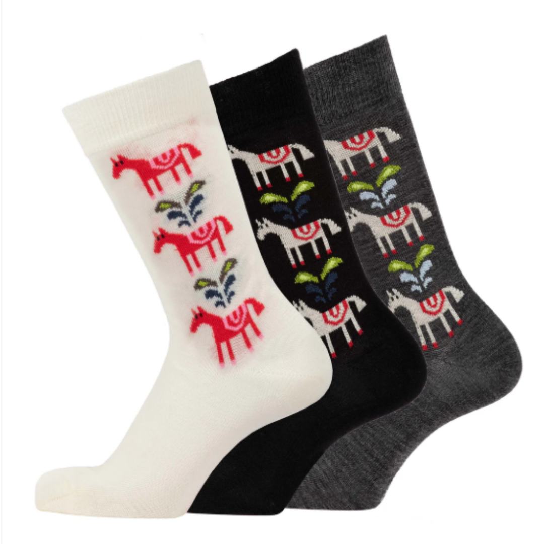 Off White Horse Socks in 2 Sizes