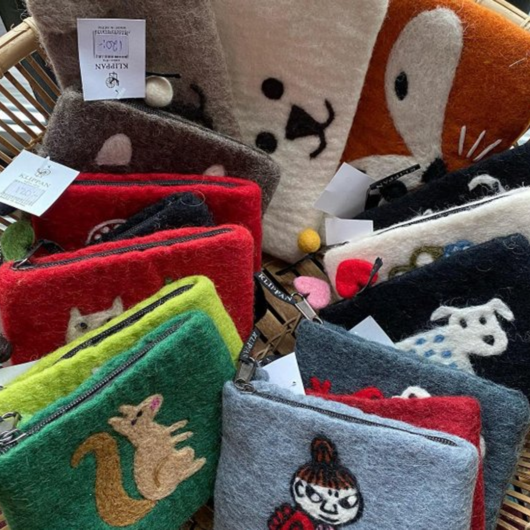 Small Felt Purse in 13 Designs