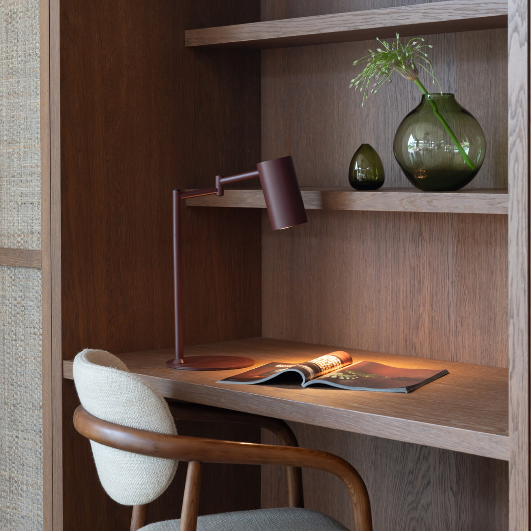 Burgundy Bilbao Table Lamp