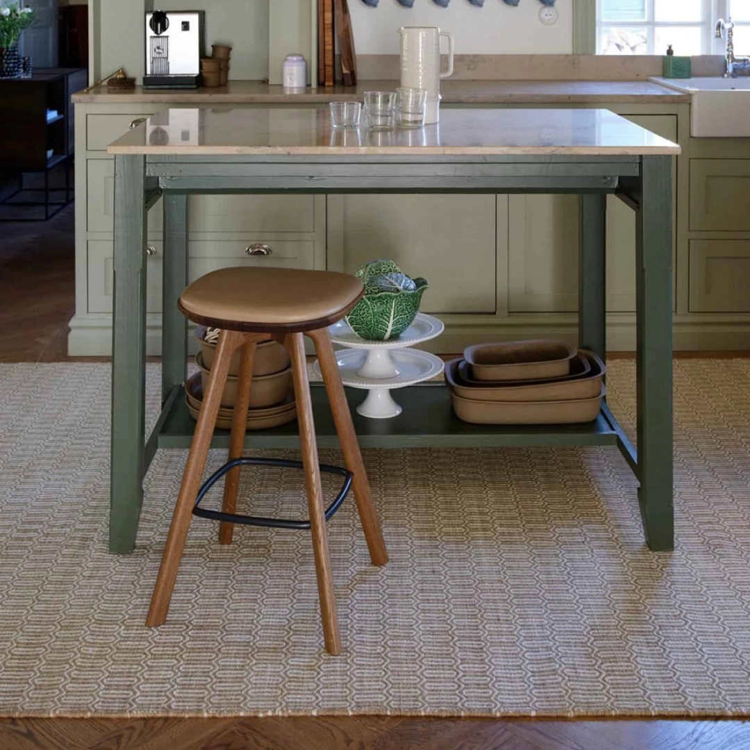 Speckled Rug in Beige - 4 sizes