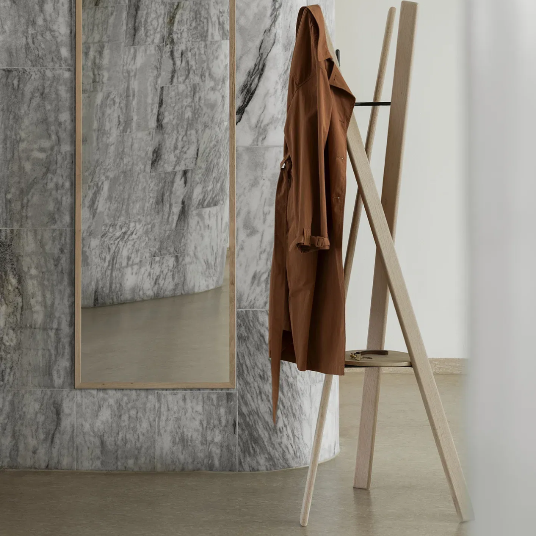 Slender Criss-Cross Oak Coat Stand