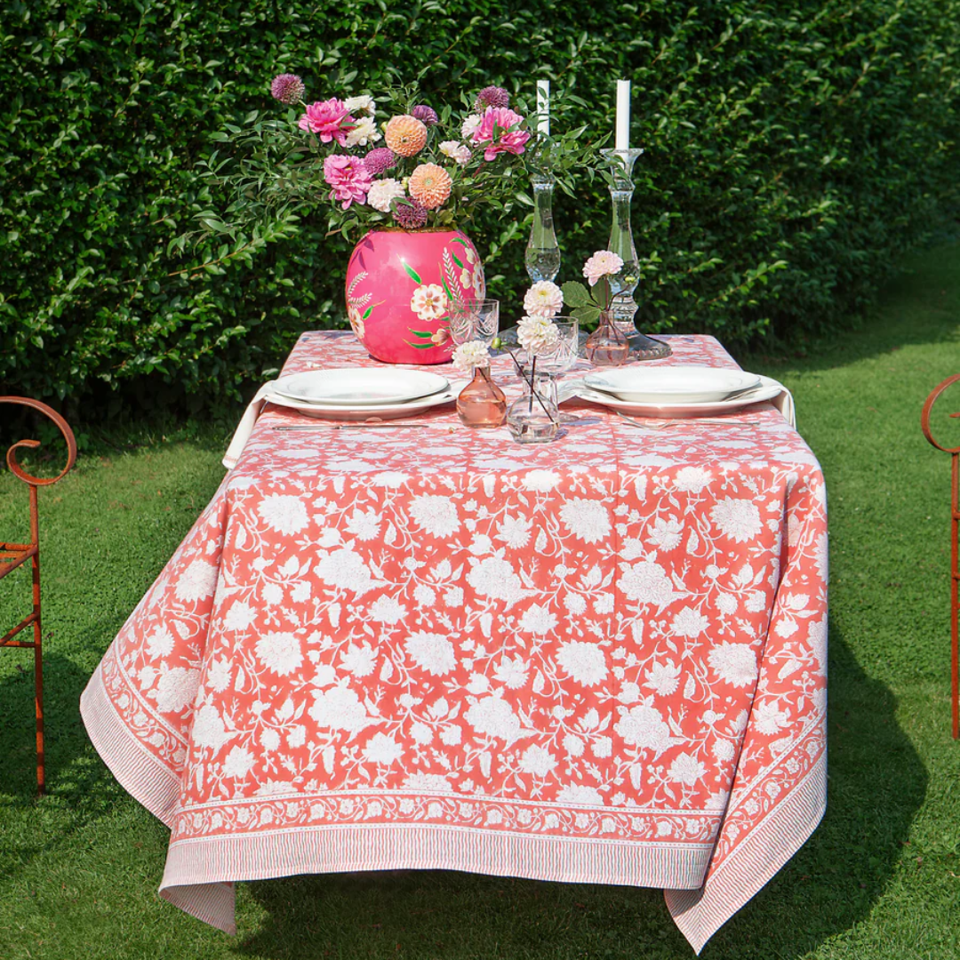 Latana Rose Indian Rose Tablecloth in 2 Sizes