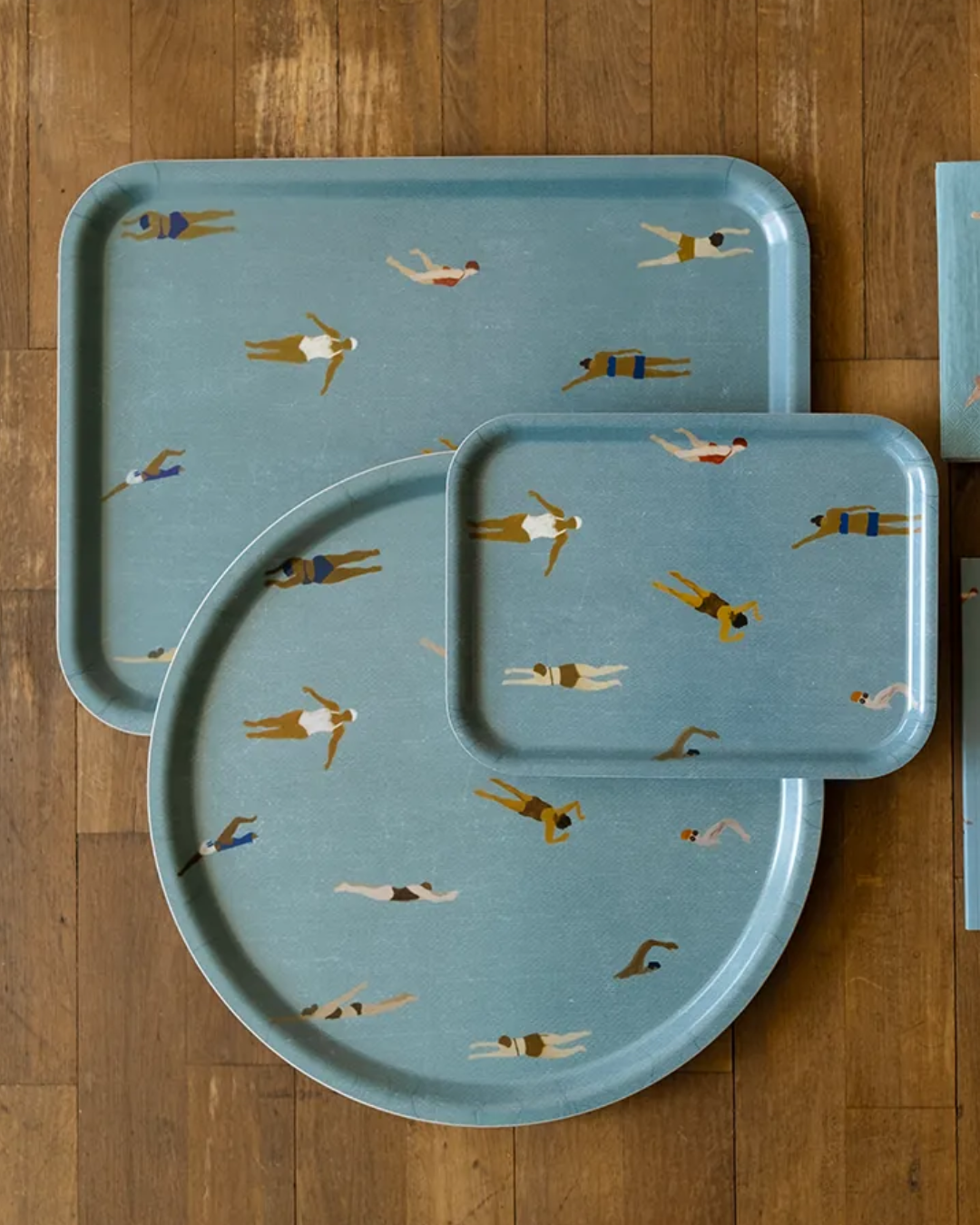 Blue Swimmers Tray in 3 Sizes