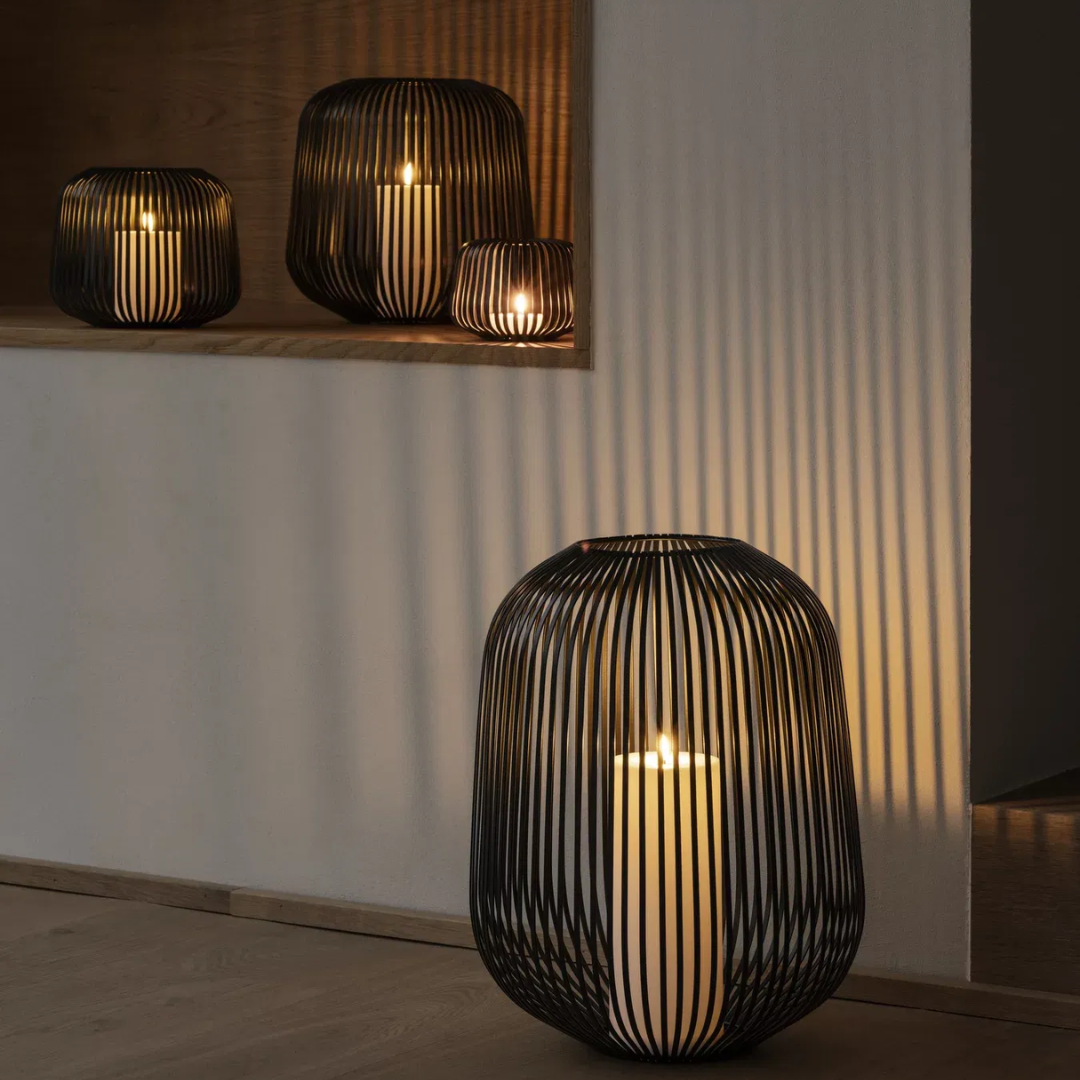 Black Elegant Lantern in 2 Sizes