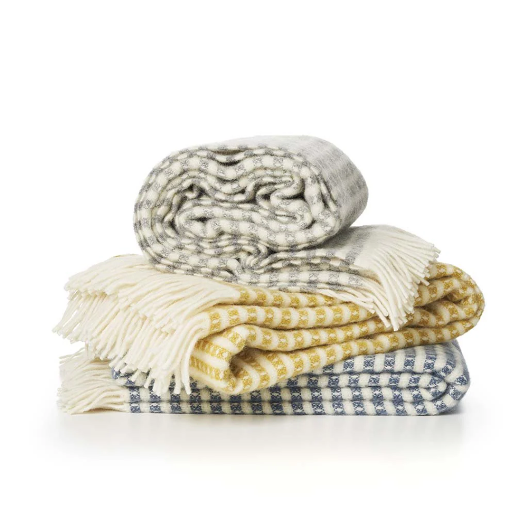 Olle Throw - 3 colours