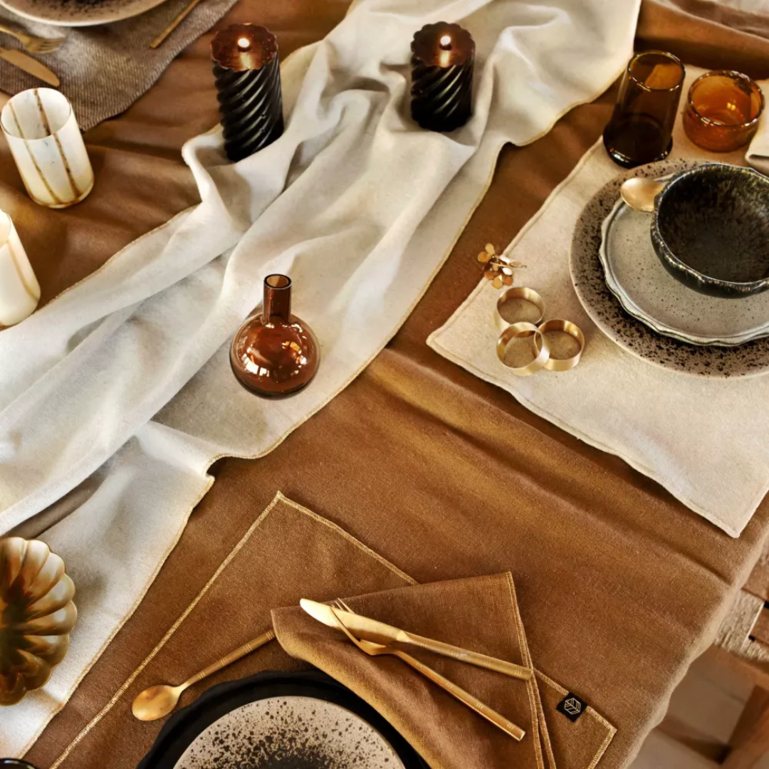 Verone Linen Tablecloth in 2 Colours