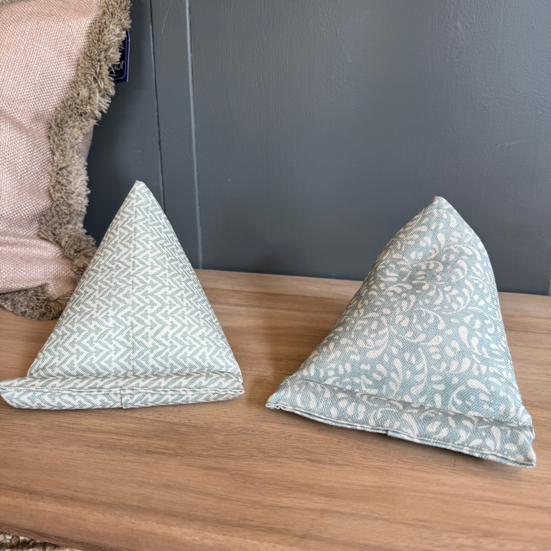 Patterned Phone Stand