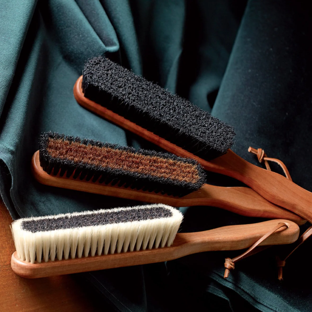 Clothes Brush