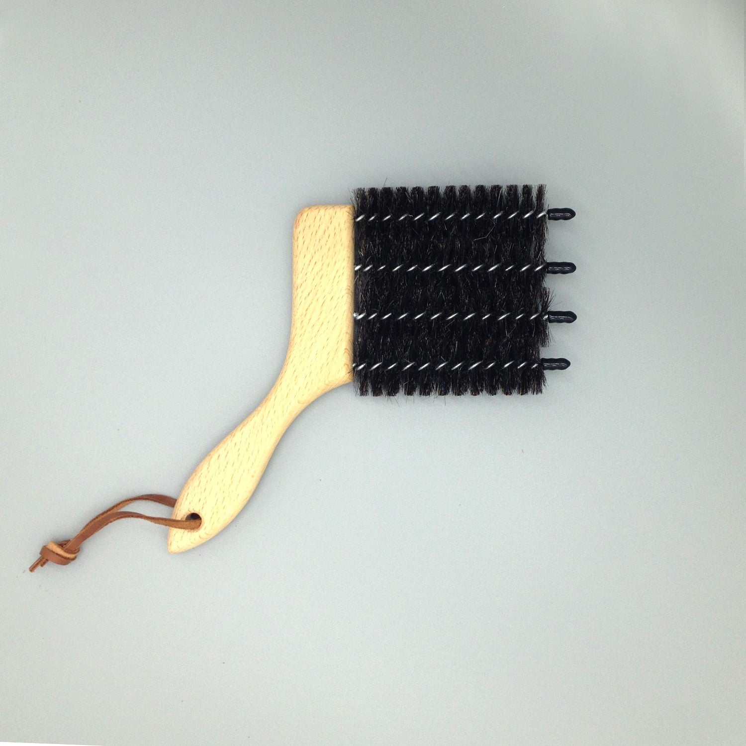 venetian blind brush cleaning made easy  