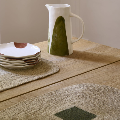 Curved Rectangular Seagrass Placemat in 2 Colours