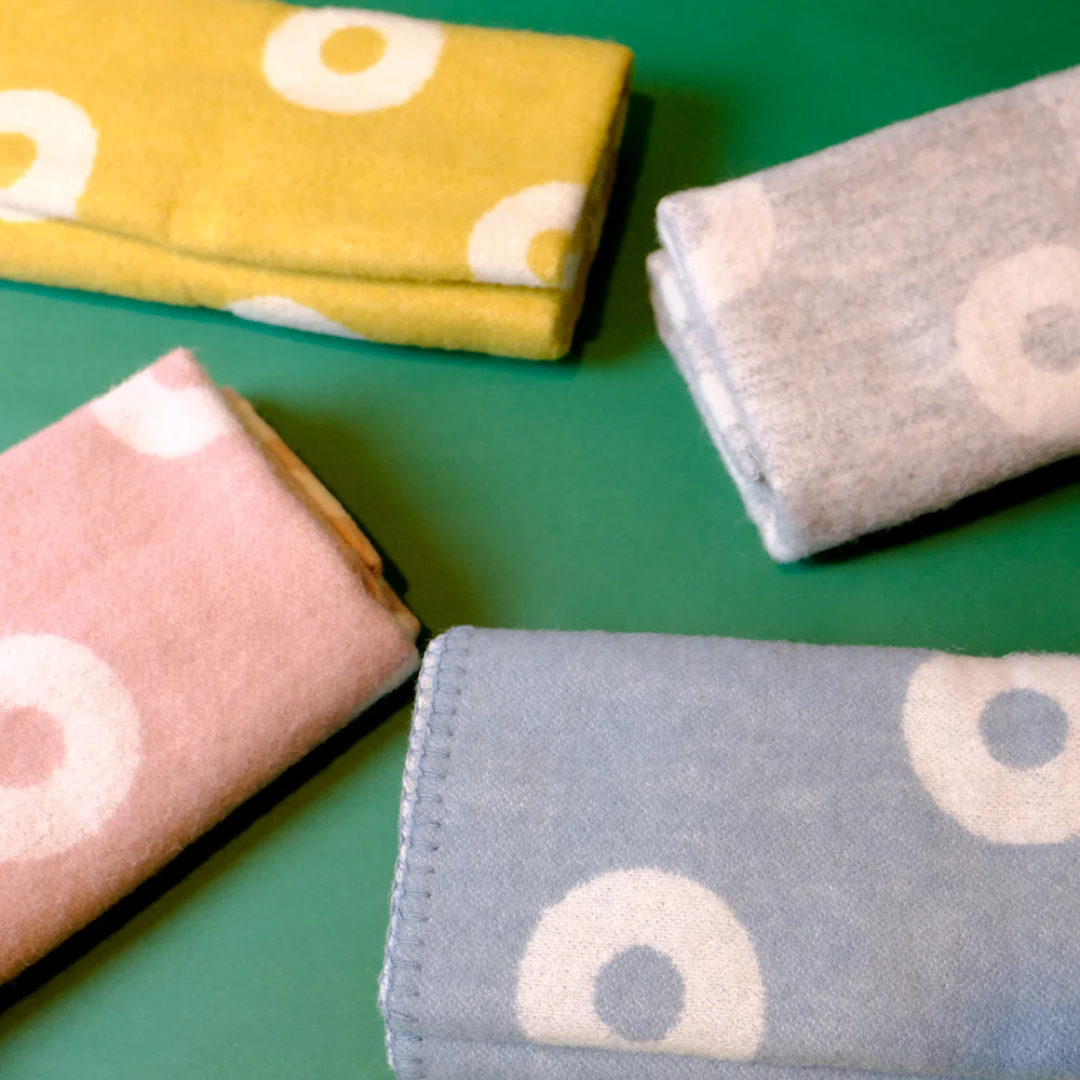 Rings Baby Blanket in 2 Colours