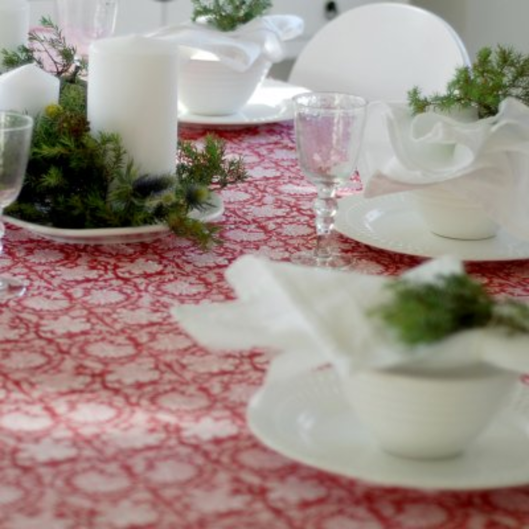 Red Paradise Tablecloth in 2 Sizes