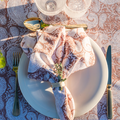 Fuchsia Rose Big Paisley Tablecloth in 2 Sizes