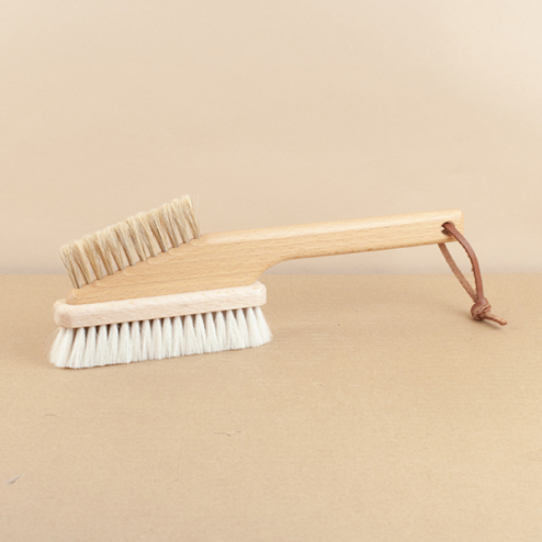 Computer Brush in 2 Wood Types