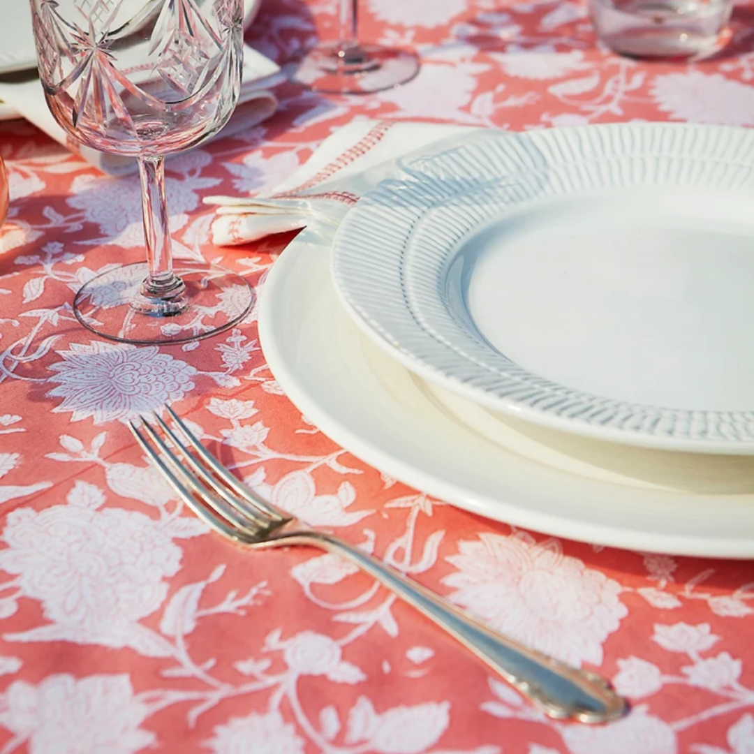 Latana Rose Indian Rose Tablecloth in 2 Sizes