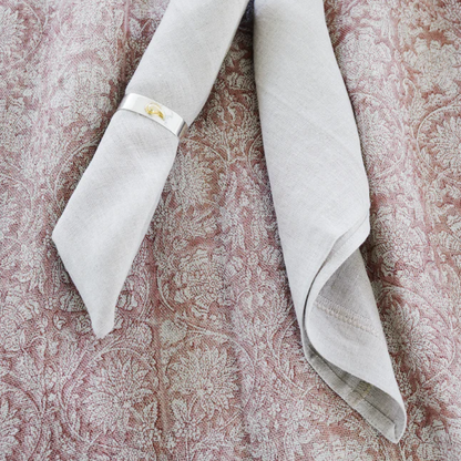 Rose Paradise Tablecloth in 2 Sizes