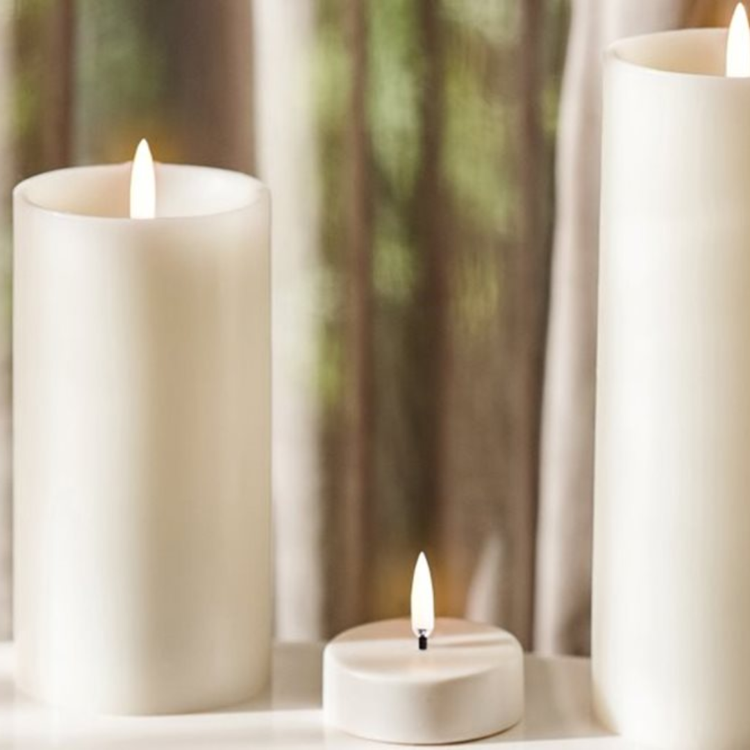 LED Shoulder Pillar Candle Ivory in 2 Sizes