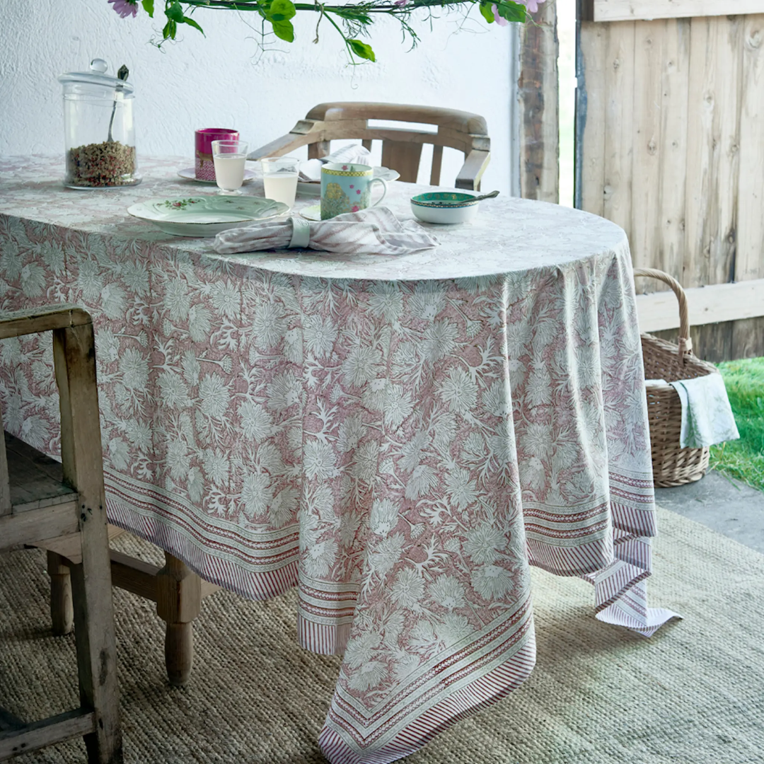 Waterlily Tablecloth 170 x 270cm - 3 colours