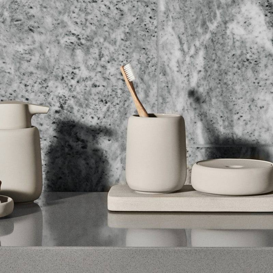 Toothbrush Tumbler in 4 Colours