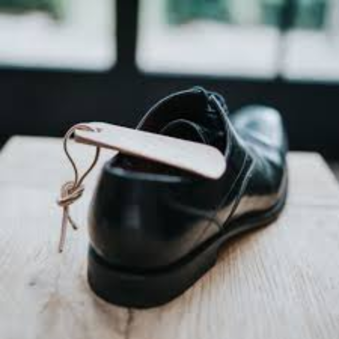 Small Shoe Horn with Leather Strap