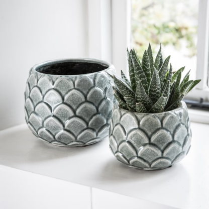 Ceramic Artichoke Leaf Plant Pot in 2 Sizes