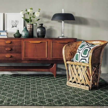 Geometric Rug in Green &amp; White - 2 sizes
