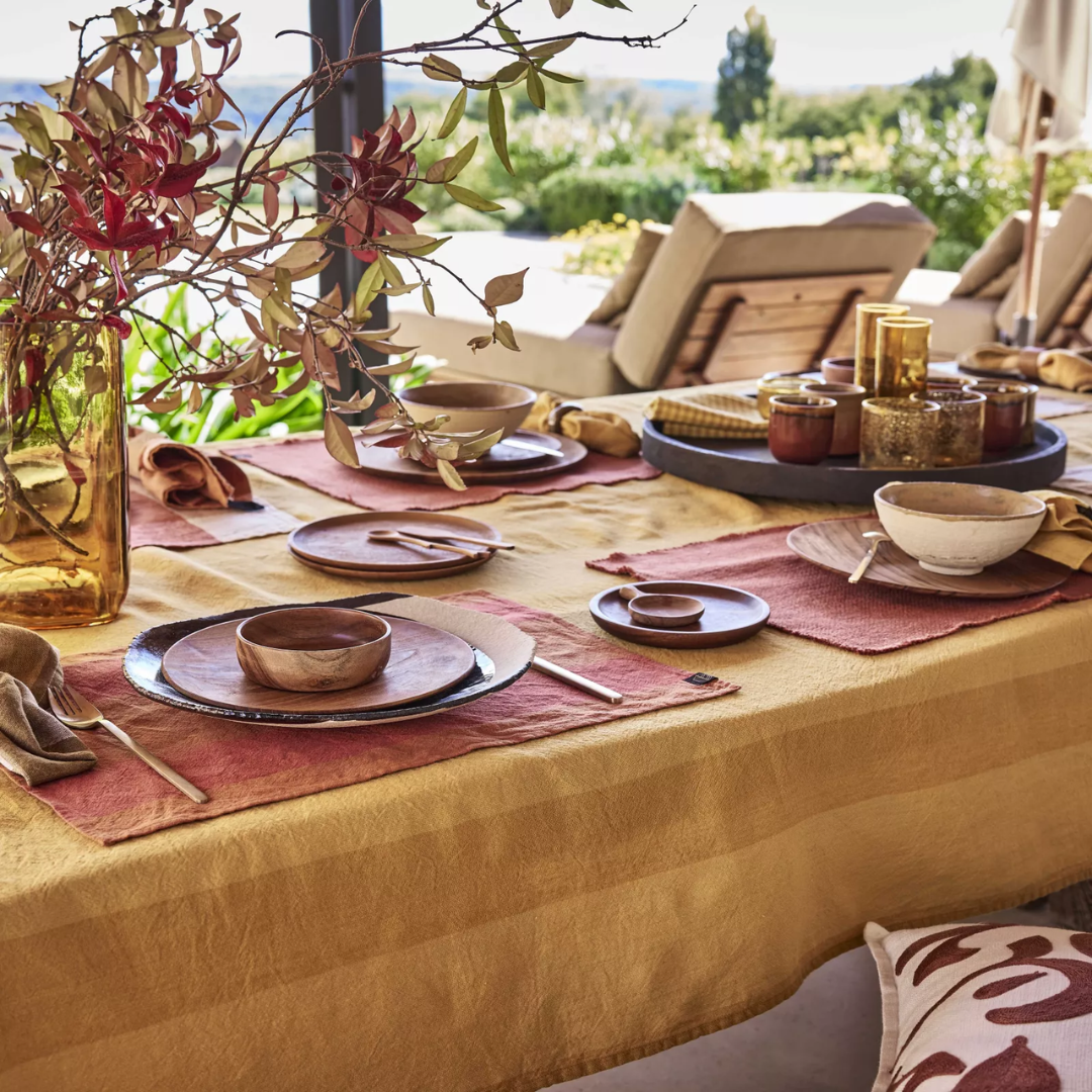 Santa Cruz Tablecloth 160 x 250cm in 2 Colours