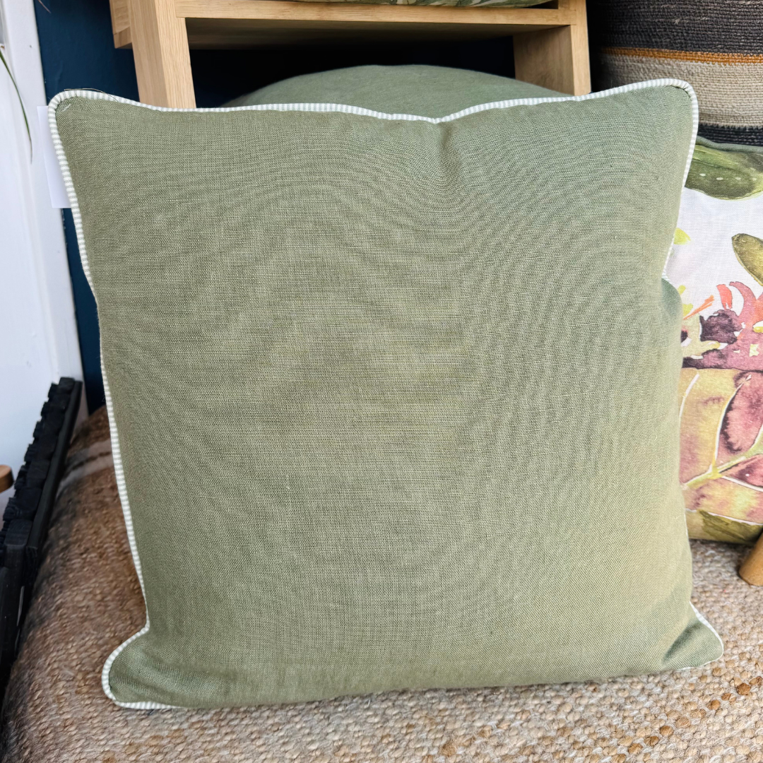 Honest Reboot 037 with Stripe Piping Cushion 50 x 50cm