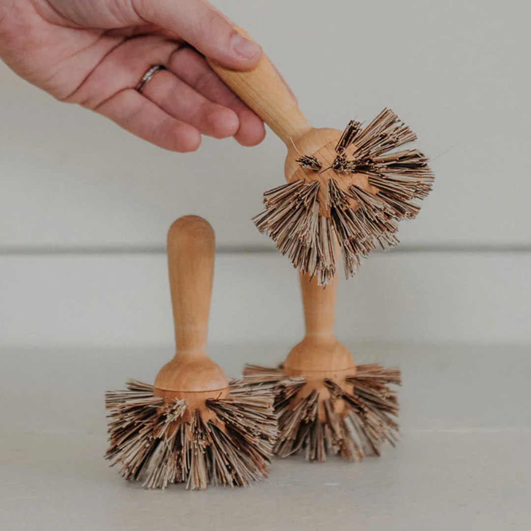 Heavy-Duty Round Pot &amp; Pan Brush with Handle