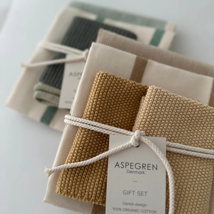 Sunflower Seed Towel &amp; Dishcloth Gift Set of 4