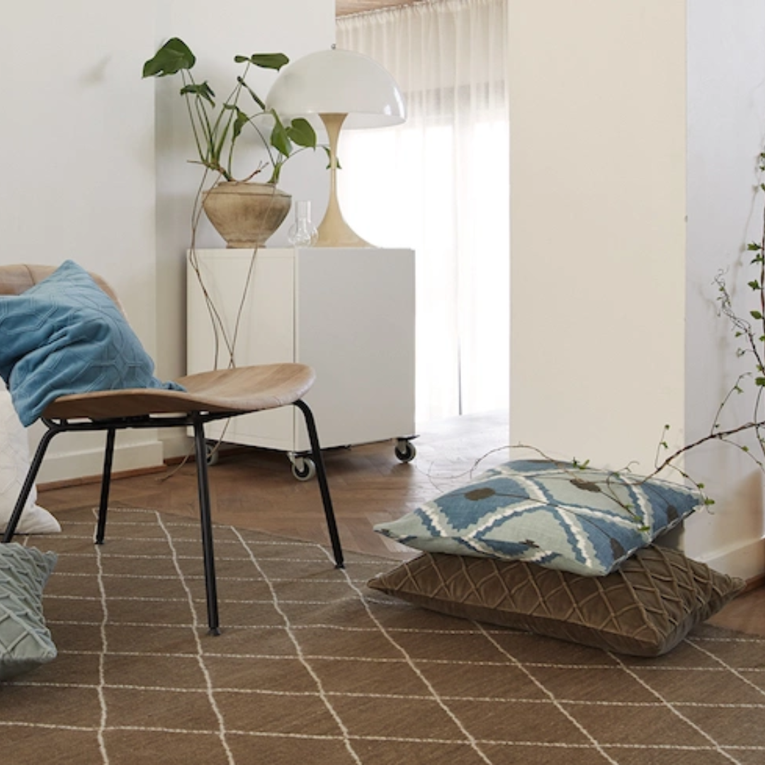 Diamond Rug Mocha &amp; Off White in 2 Sizes