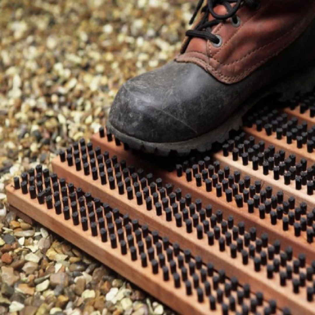 Brown Shoe Scraper in 2 Sizes