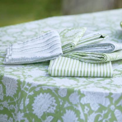 Light Green Paradise Tablecloth in 2 Sizes