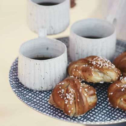 Gingham Round Tray in 3 Colours