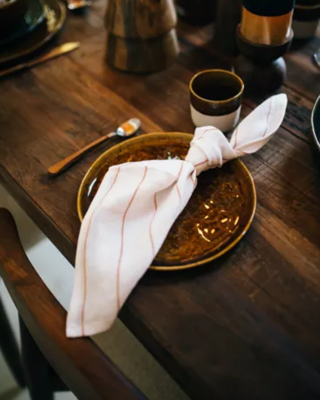 Ceramic Dinner Plate in 2 Colours