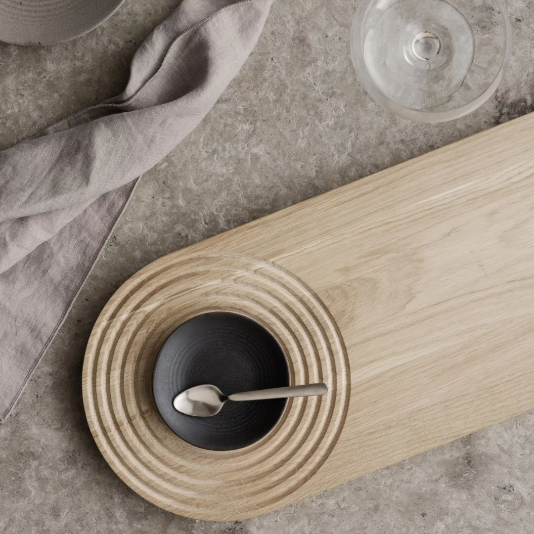 Oak Serving &amp; Chopping Board in 2 Sizes
