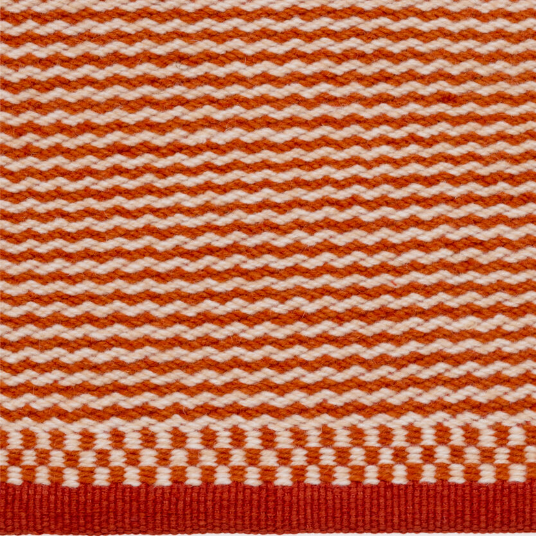 Sienna &amp; Off White Daisy Rug in 2 Sizes