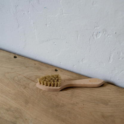 Shoe Polish Applicator Brush in 2 Colours