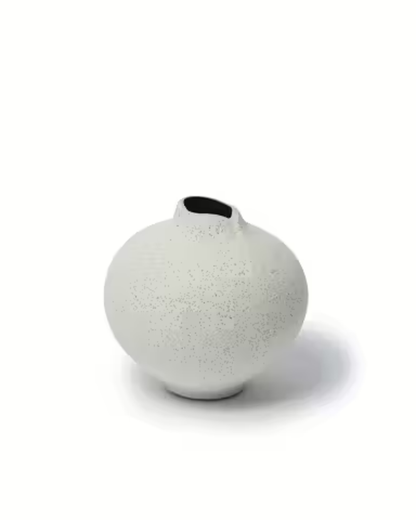 Sand White Light Line Vase in 2 Sizes