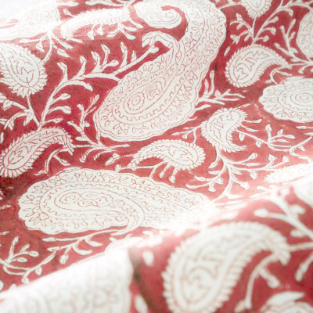 Red Big Paisley Tablecloth in 2 Sizes