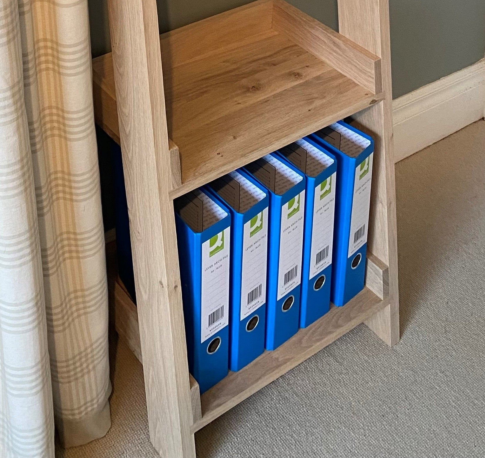 Oak Shelf Ladder - OFFICE