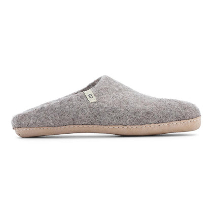 Slippers in Natural Grey - 3 sizes
