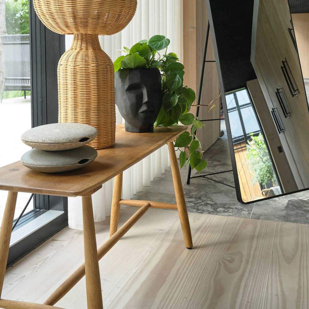 Oiled Oak Bench