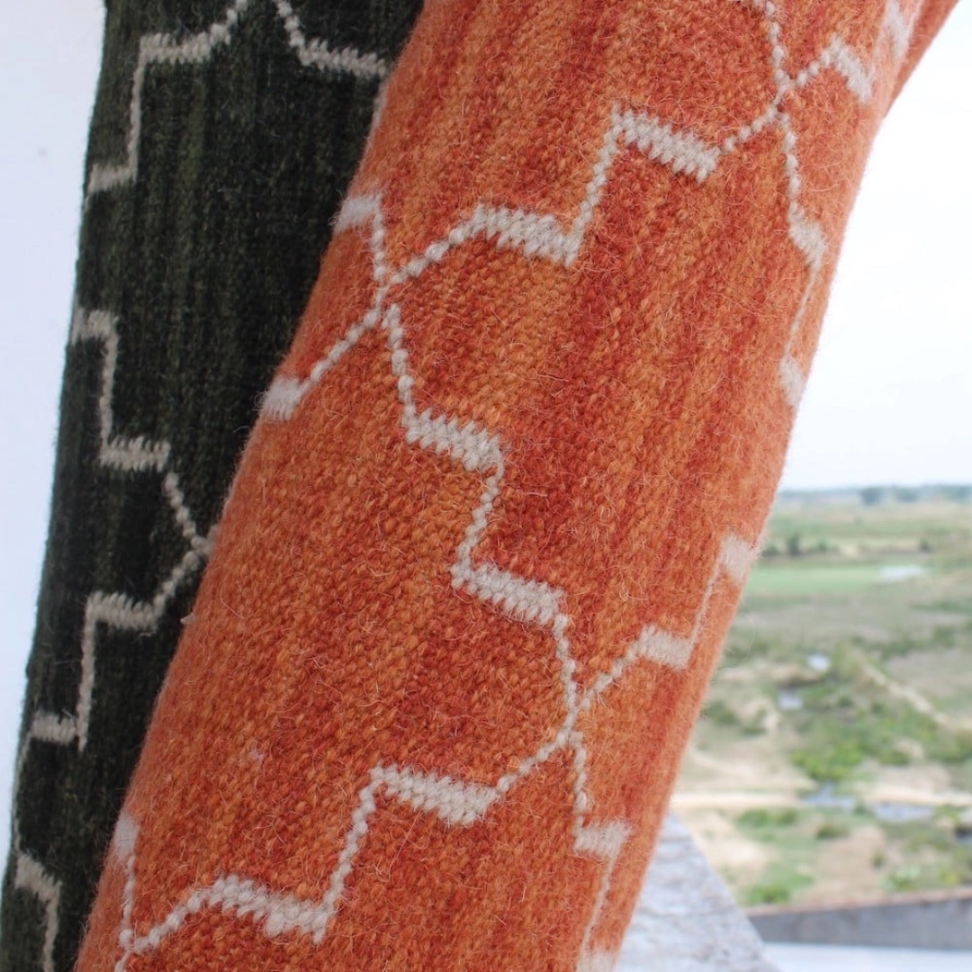 Geometric Rug in Orange &amp; White