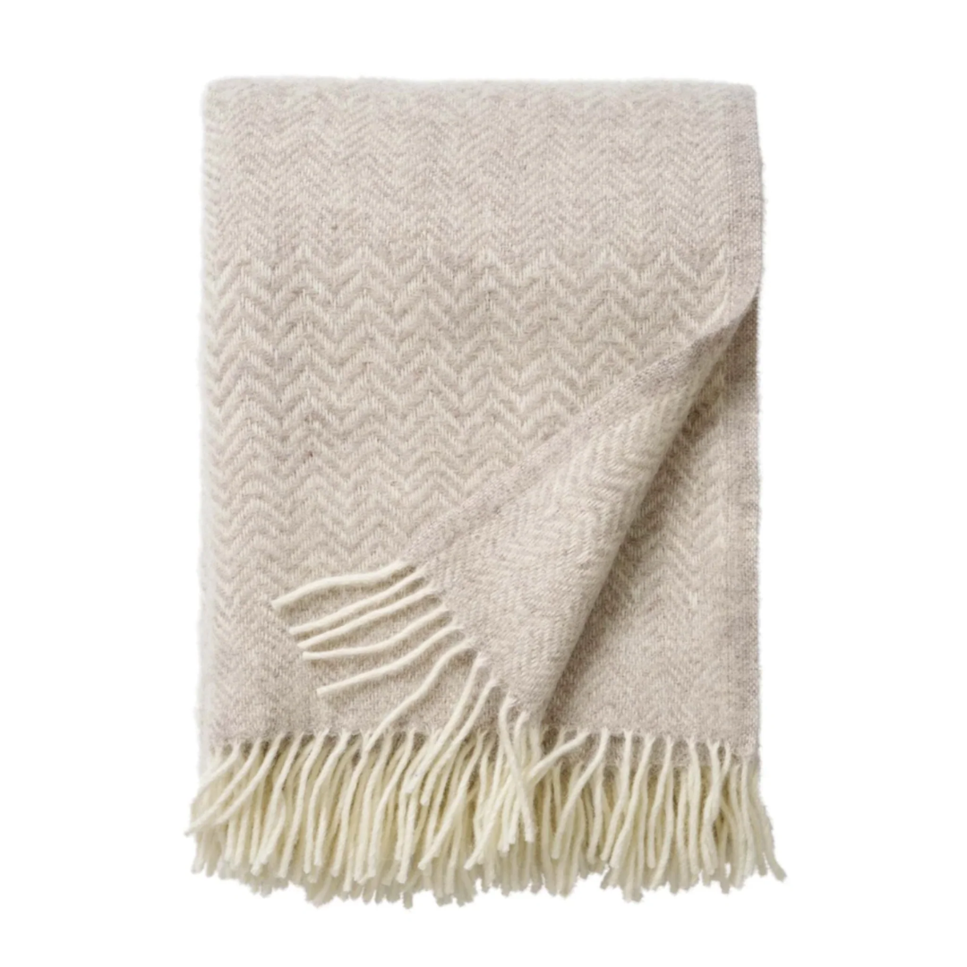 Zig Zag Throw in 4 Colours